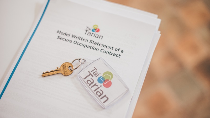 A copy of a Tai Tarian contract