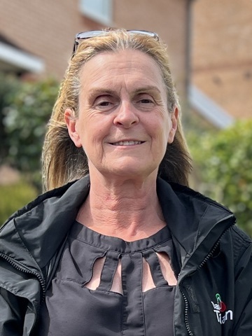 Photo of Deborah Wallace
