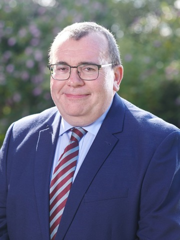 Photo of Jonathan Hughes